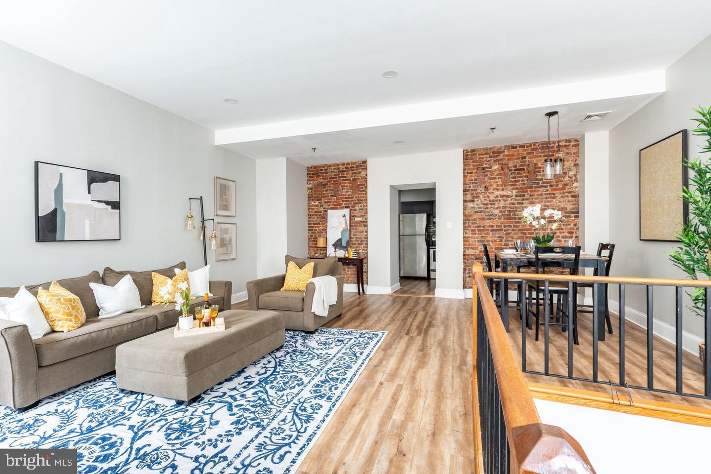 101 Arch St #1j Property Photo 8