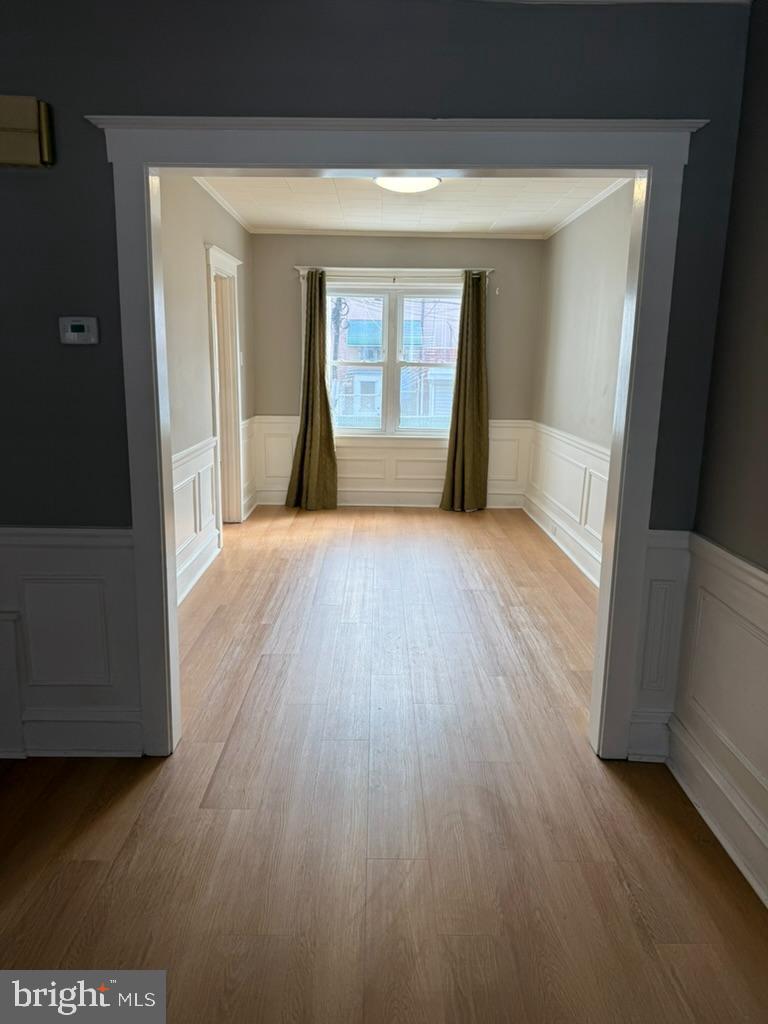 2711 S Alder St Property Photo 9