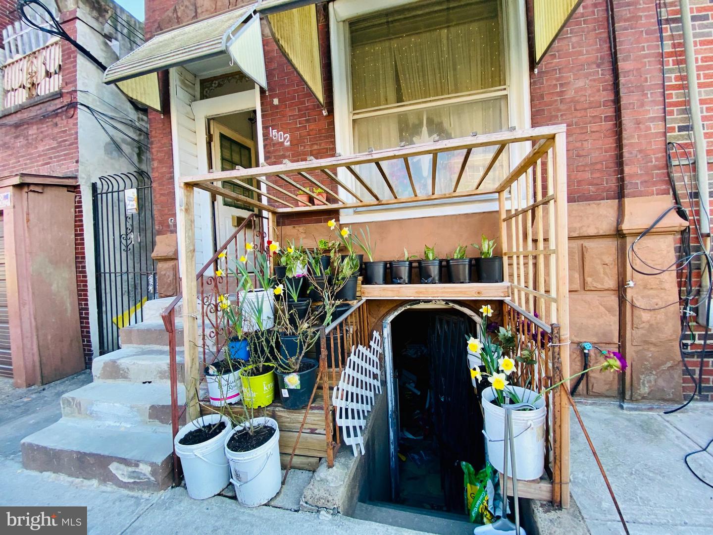 1502 Moore St Property Photo 4