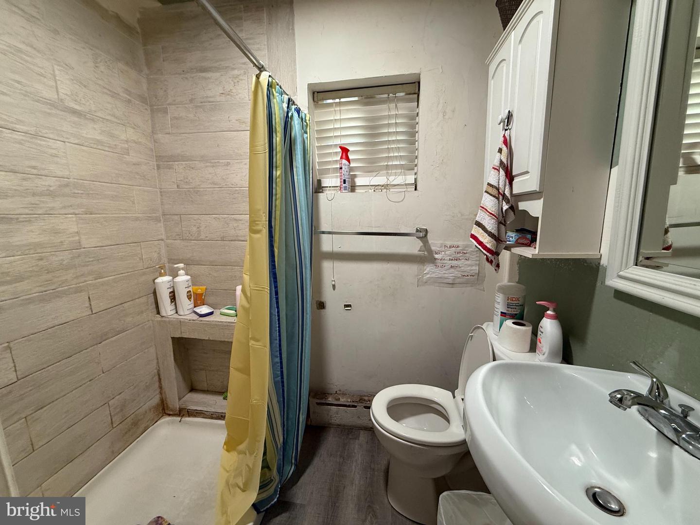 1502 Moore St Property Photo 14