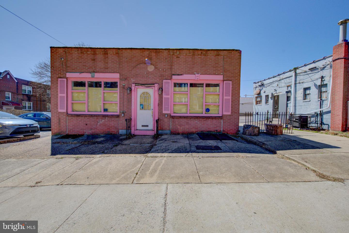 5000-2 City Ave Property Photo 5