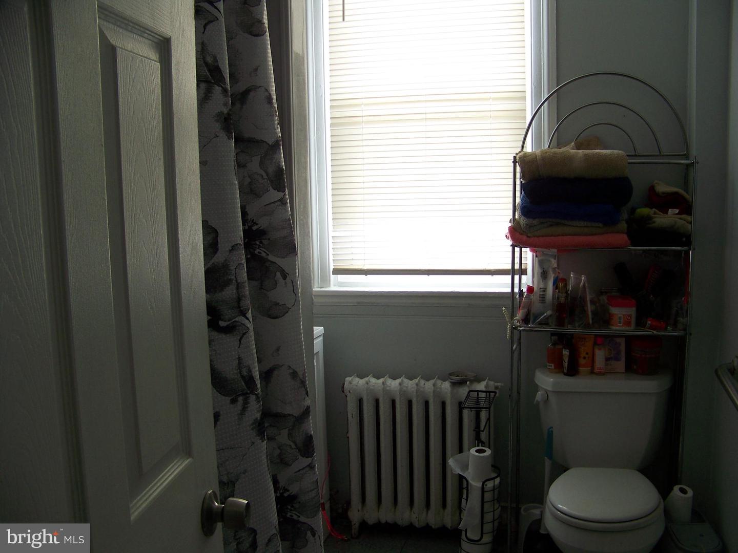 5500 N Marshall St Property Photo 15