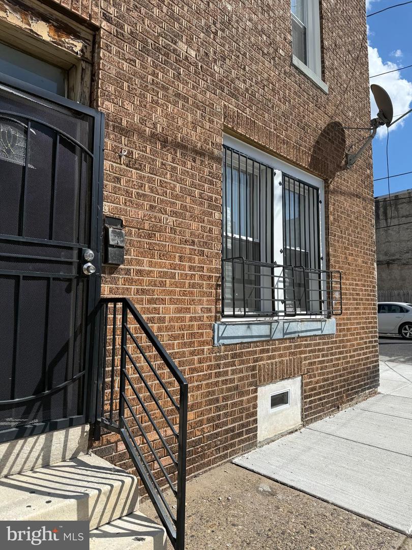 2209 S 71st St #2 Property Photo 2