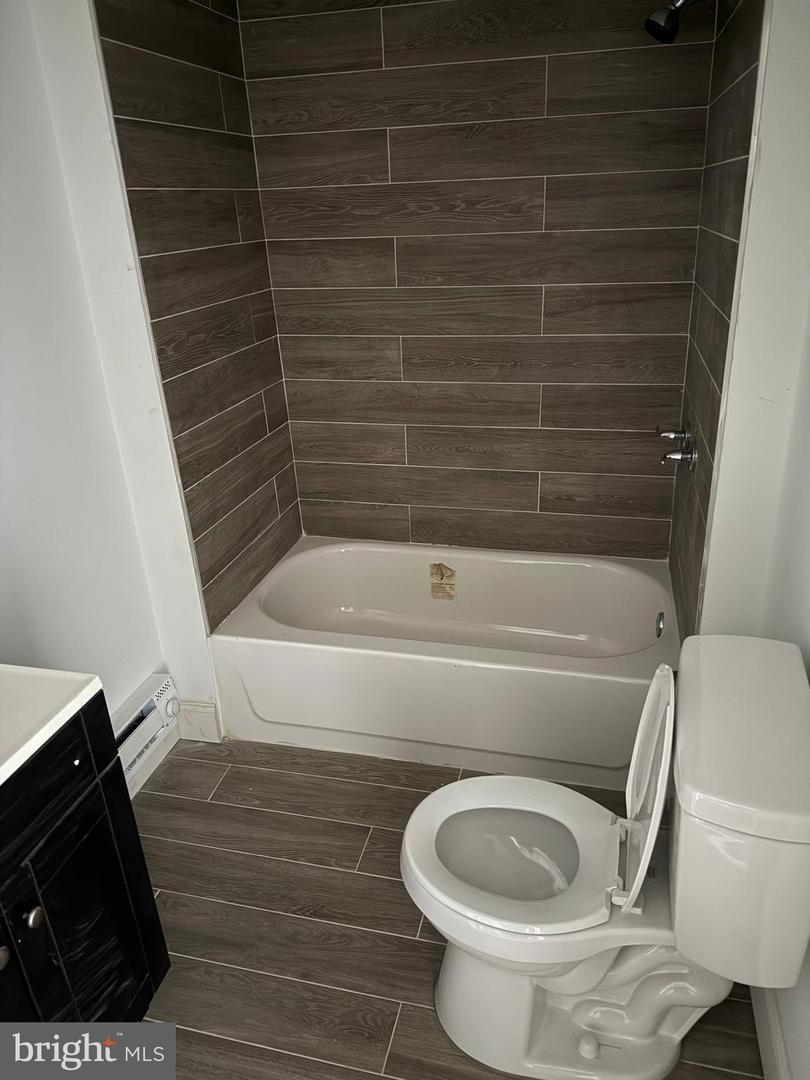 2209 S 71st St #2 Property Photo 6