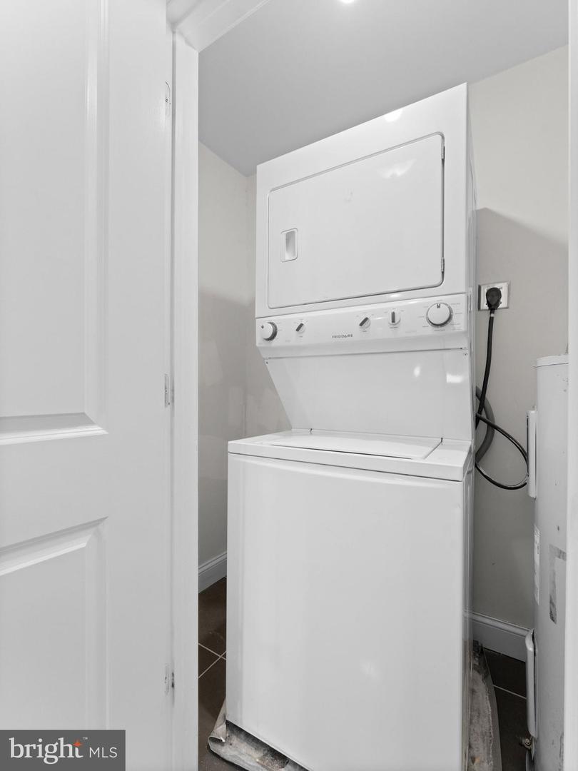 1910 N Gratz St Property Photo 14