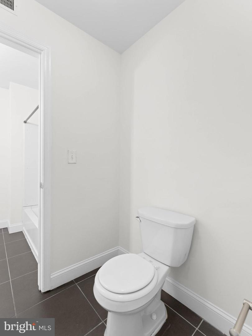 1910 N Gratz St Property Photo 20
