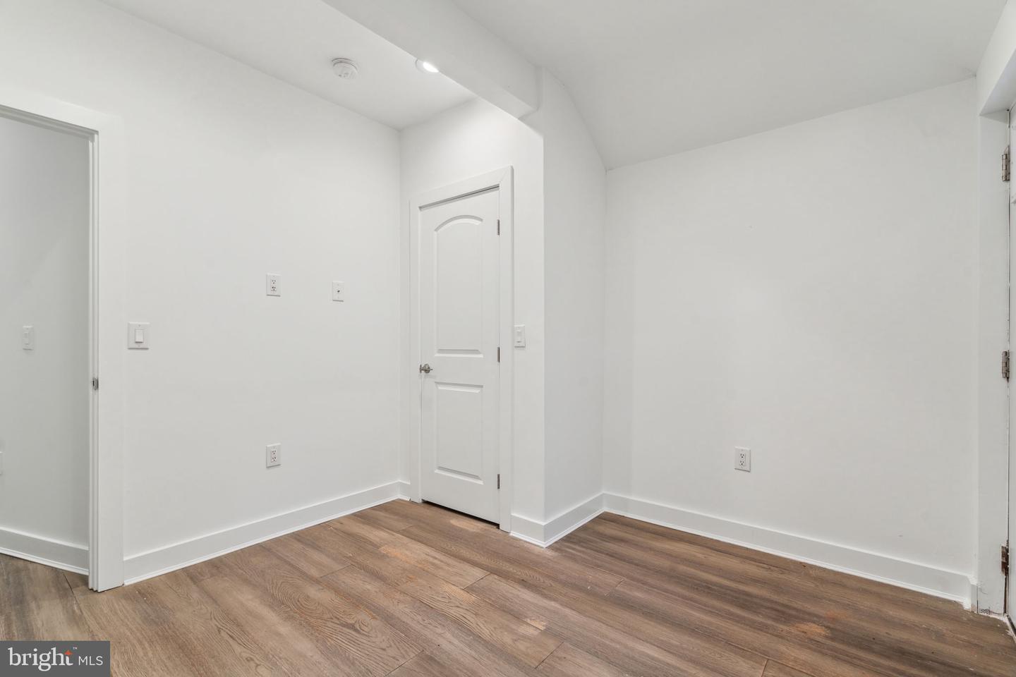 2146 N Van Pelt St Property Photo 26