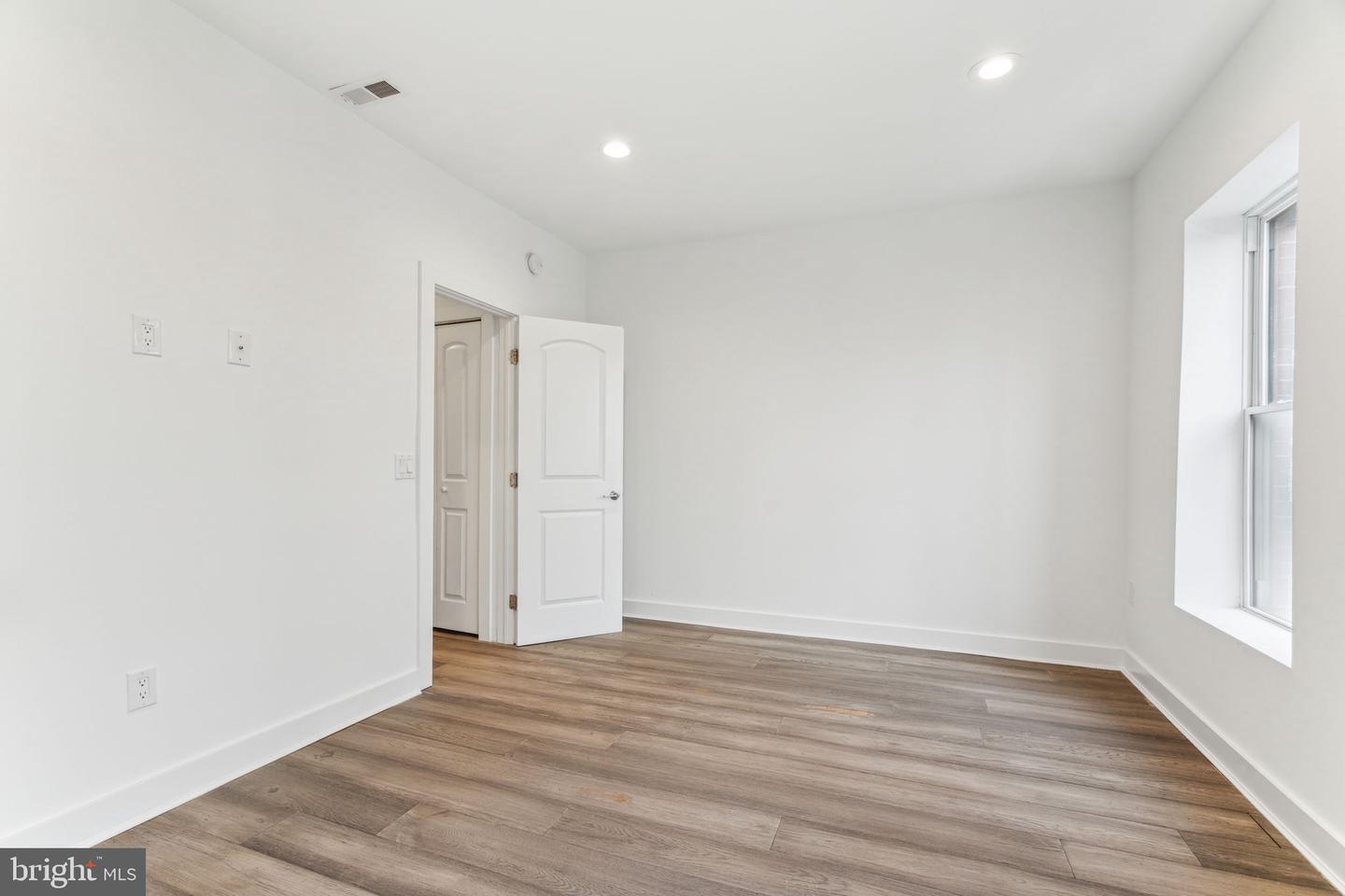 2146 N Van Pelt St Property Photo 48