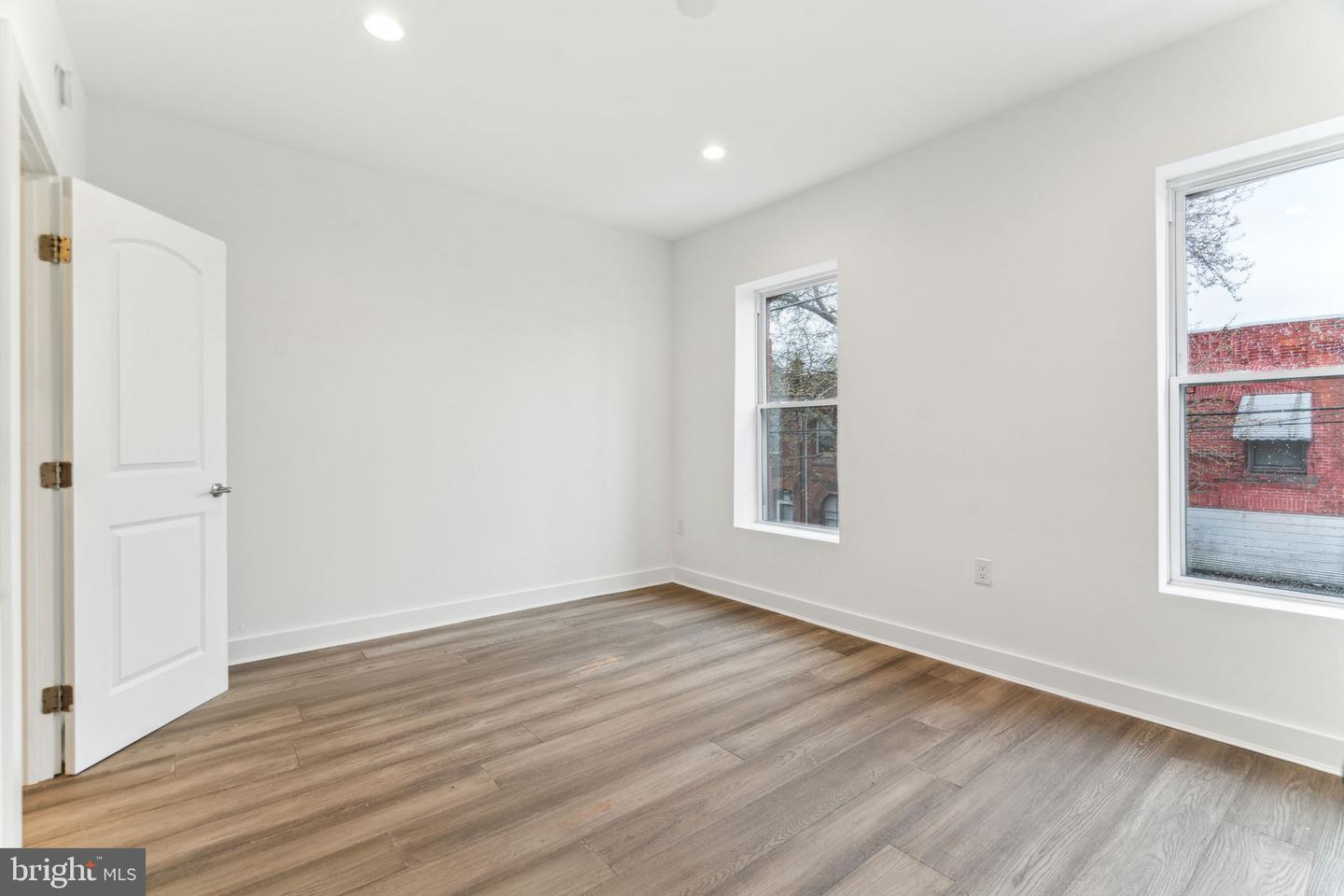 2146 N Van Pelt St Property Photo 49