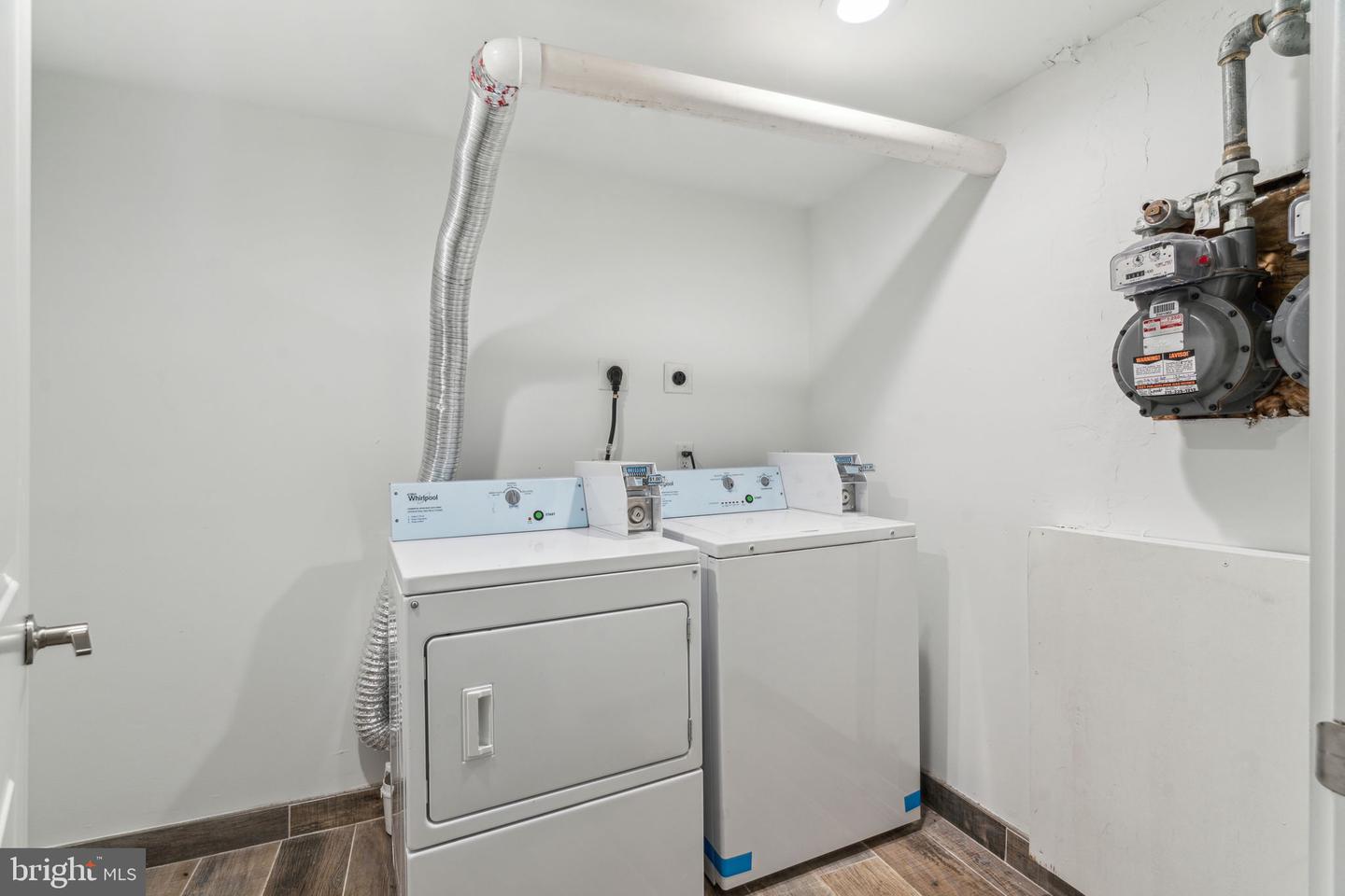 2146 N Van Pelt St Property Photo 50