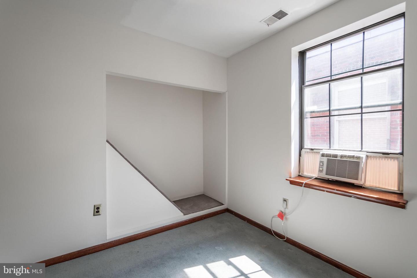 830 South St #unit 2r Property Photo 13