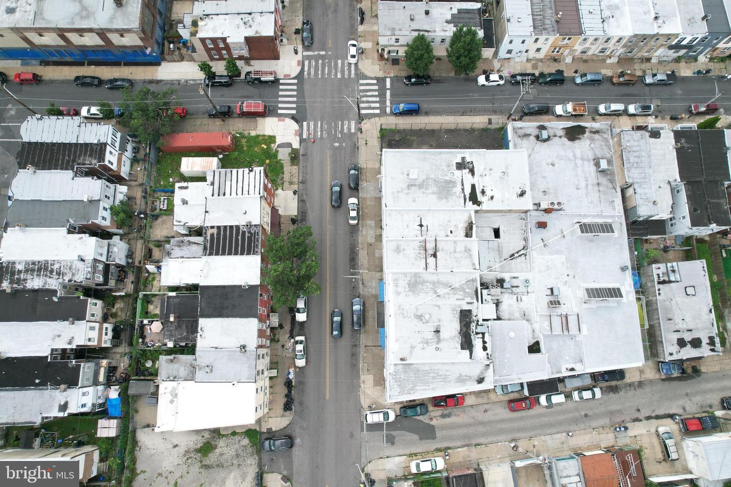 2066-80 E Tioga St Property Photo 6