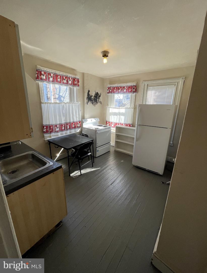 626 E Allegheny Ave Property Photo 3