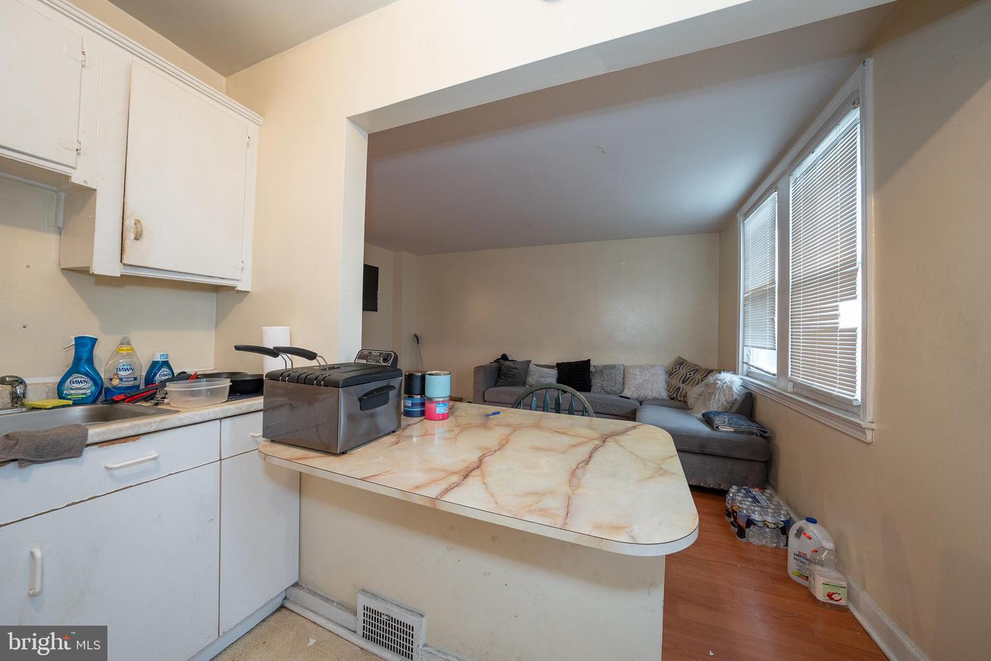 1408 Greeby St Property Photo 16