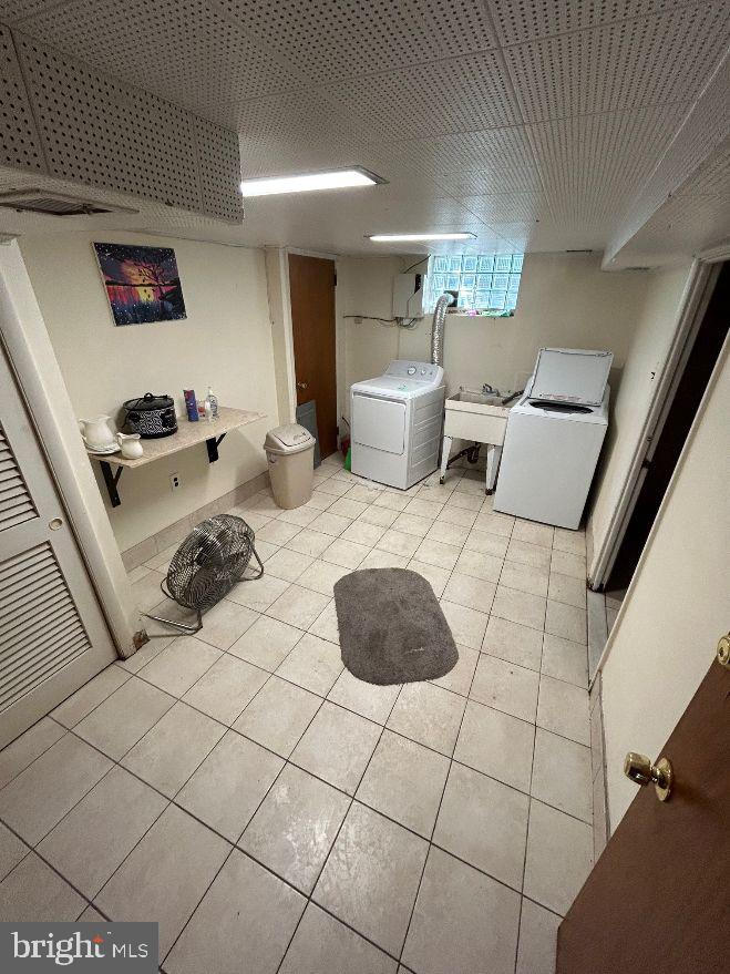 6014 Oakland St Property Photo 16