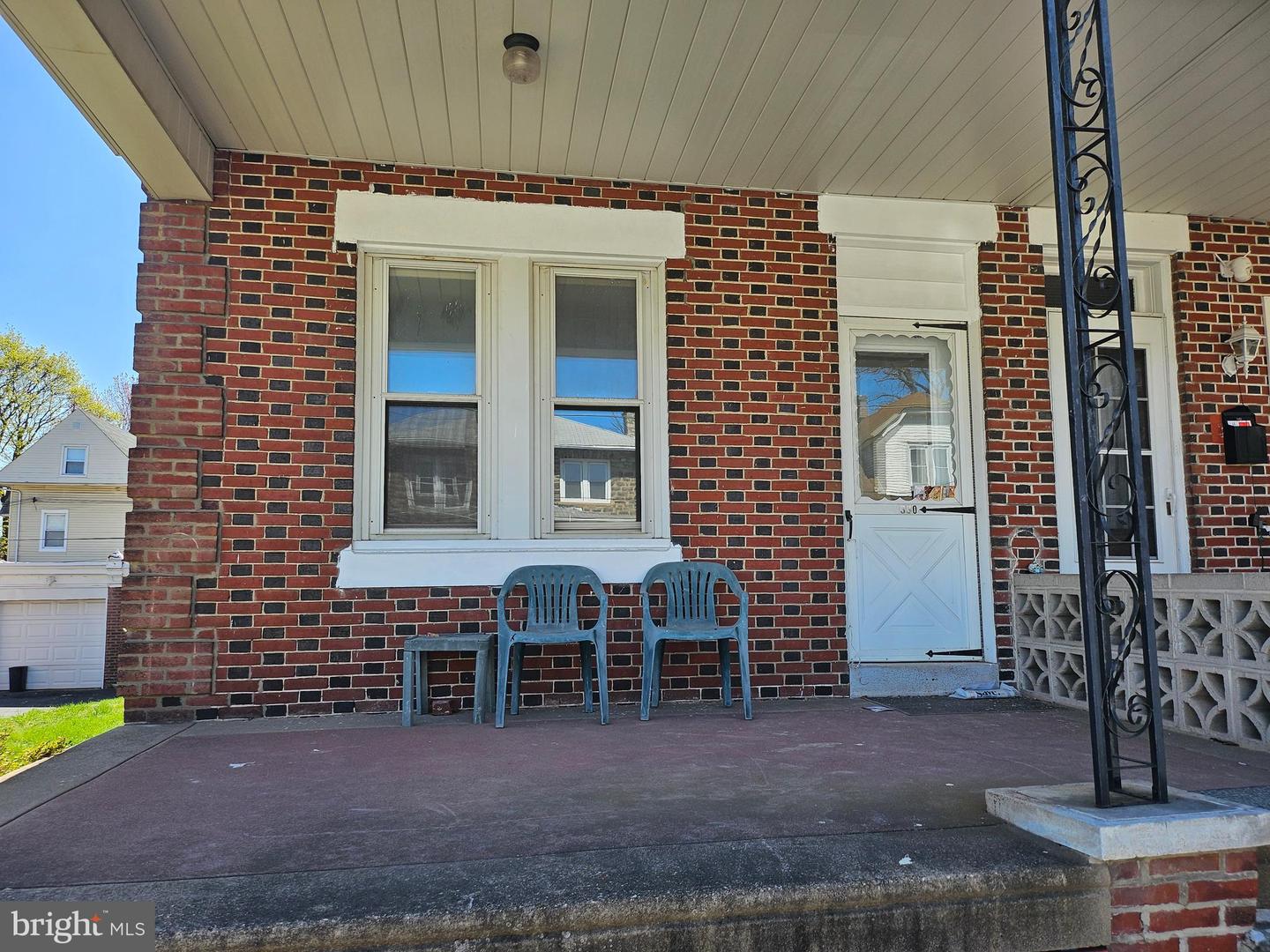 330 Gilham St Property Photo 2