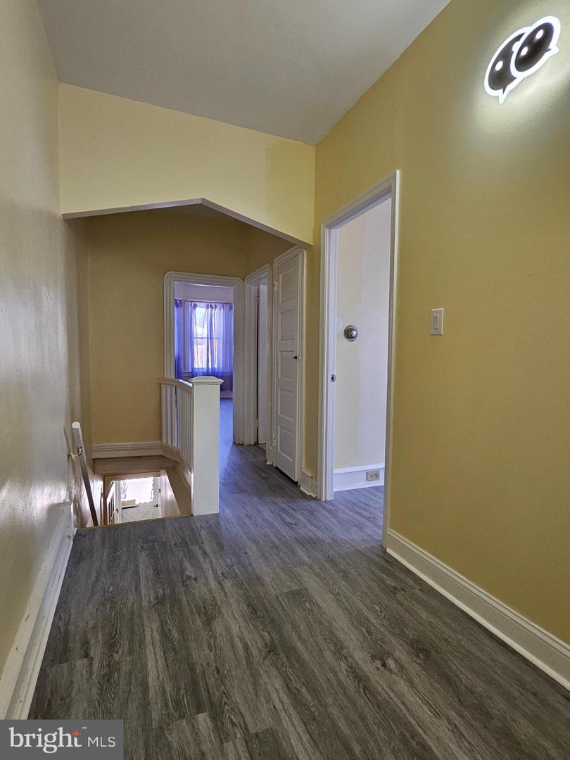 330 Gilham St Property Photo 27