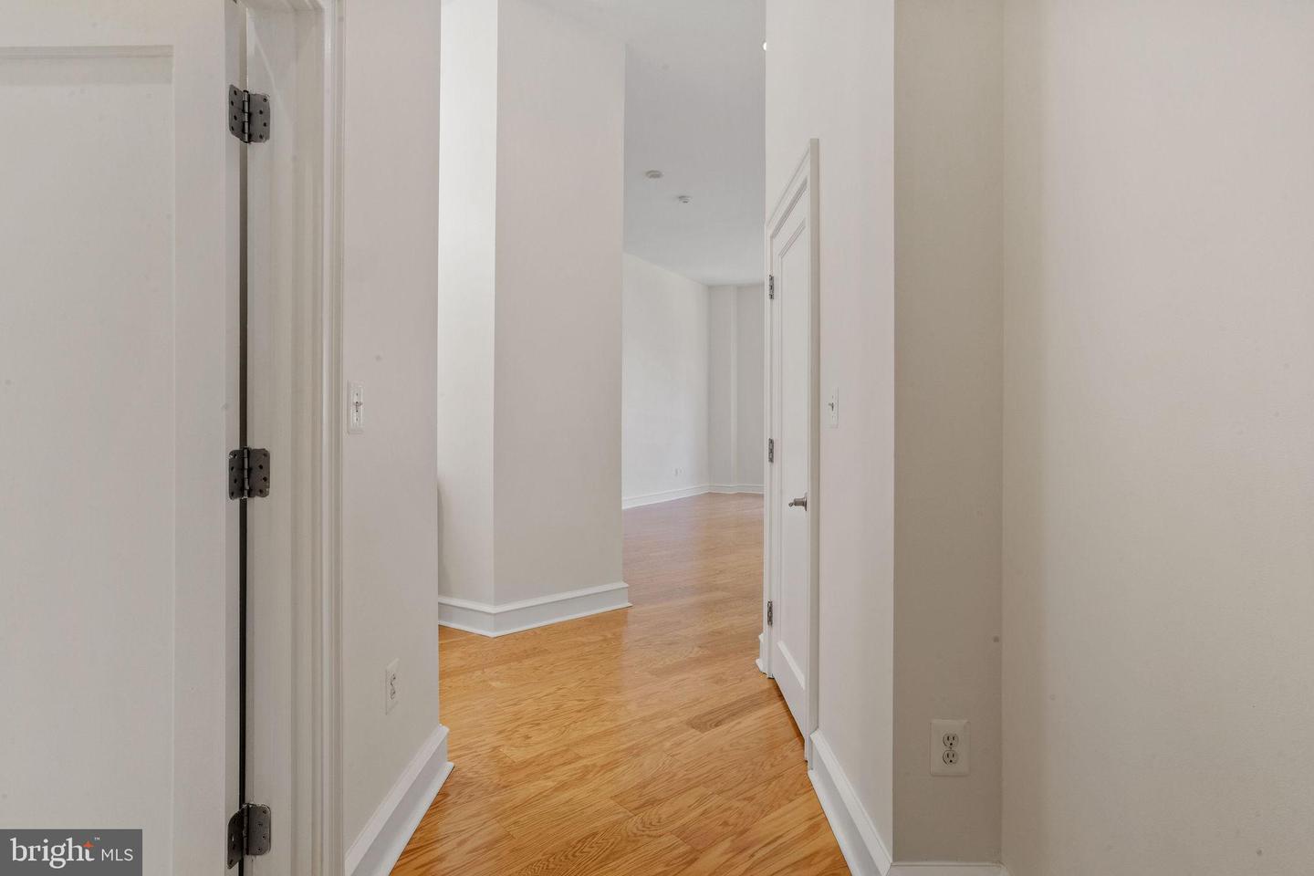 201-59 N 8th St #105 Property Photo 12