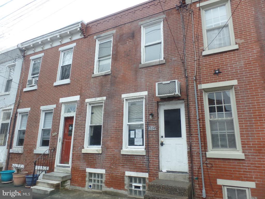 224 Tasker St Property Photo 1