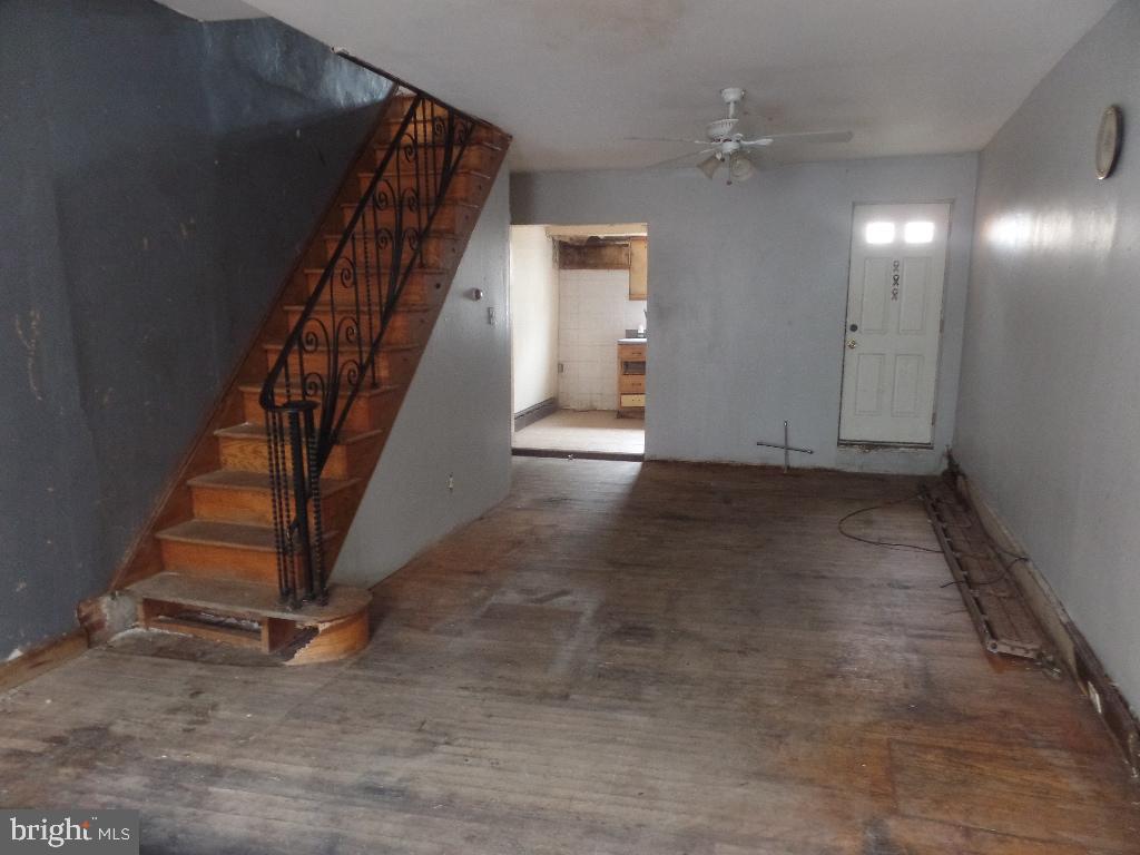 224 Tasker St Property Photo 6