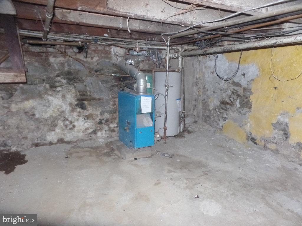 224 Tasker St Property Photo 15