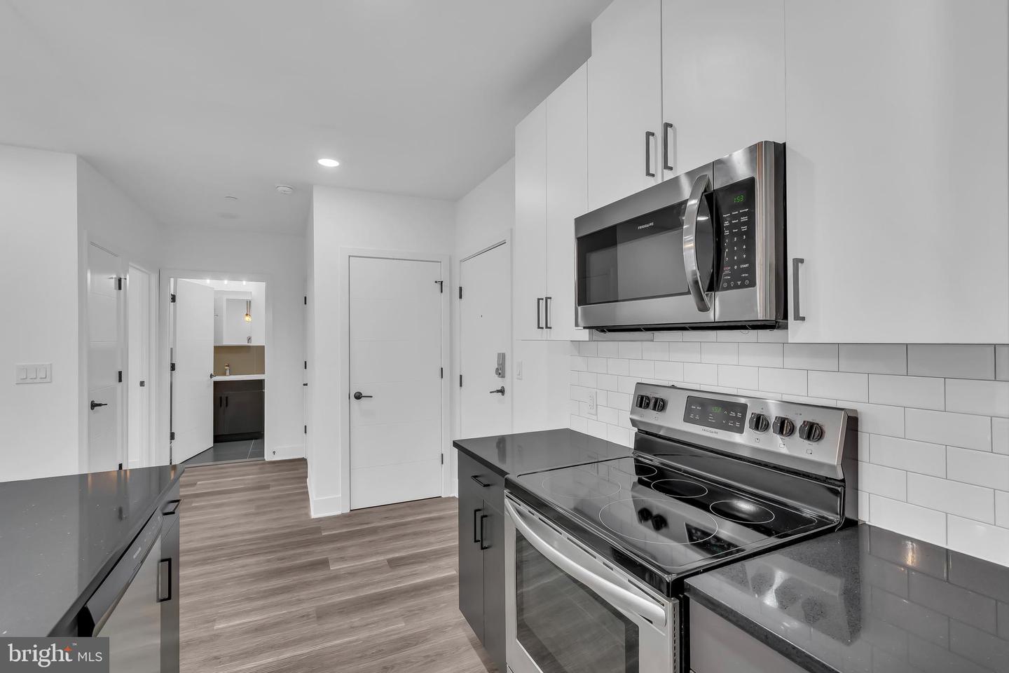 330 Cecil B Moore Ave #202 Property Photo 7