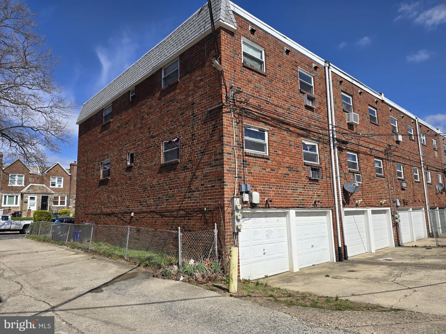 1856 E Tulpehocken St Property Photo 2
