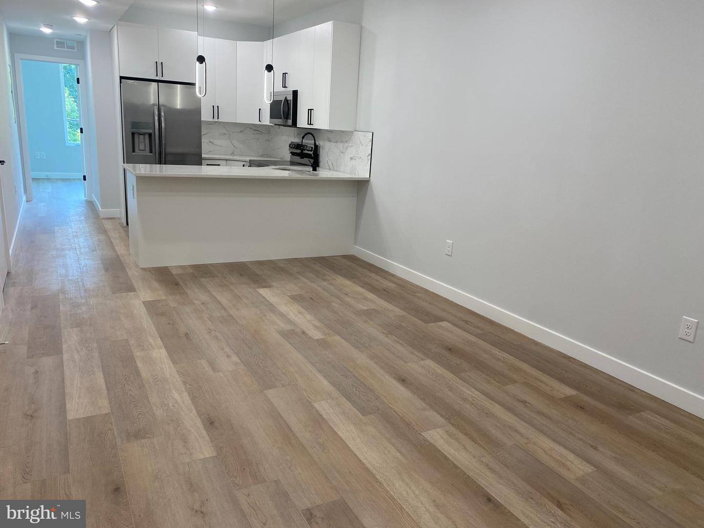 711 N Brooklyn St Property Photo 32