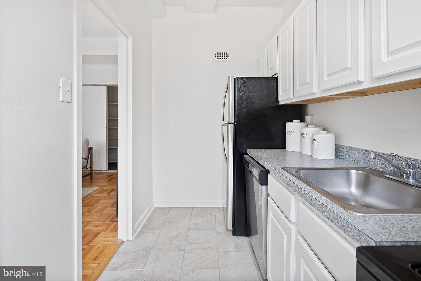 2201 Pennsylvania Ave #1303 Property Photo 13
