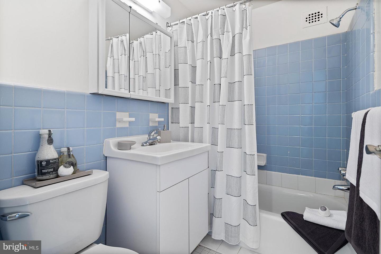 2201 Pennsylvania Ave #1303 Property Photo 16
