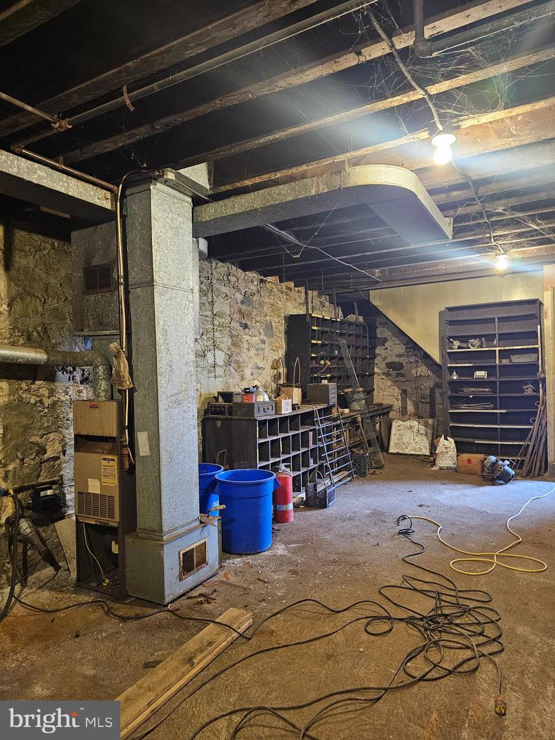 4921 Van Kirk St Property Photo 4