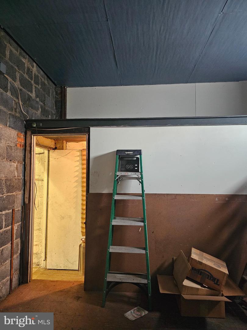 4921 Van Kirk St Property Photo 16