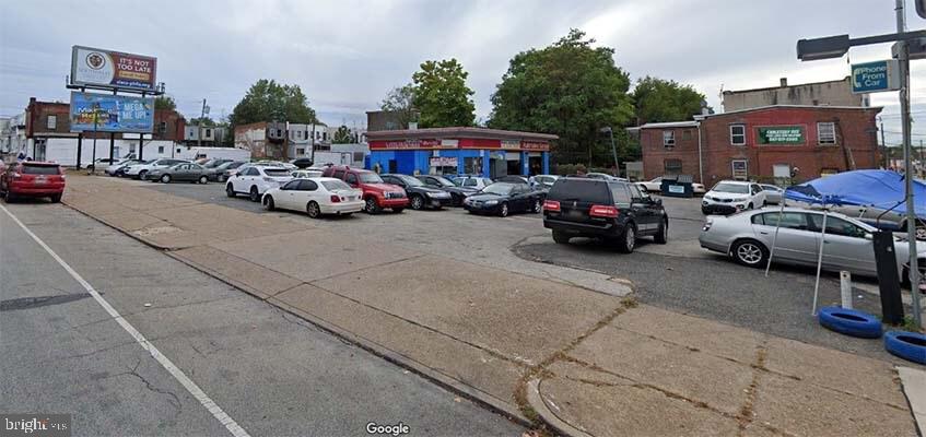 7000-4 Woodland Ave Property Photo 1