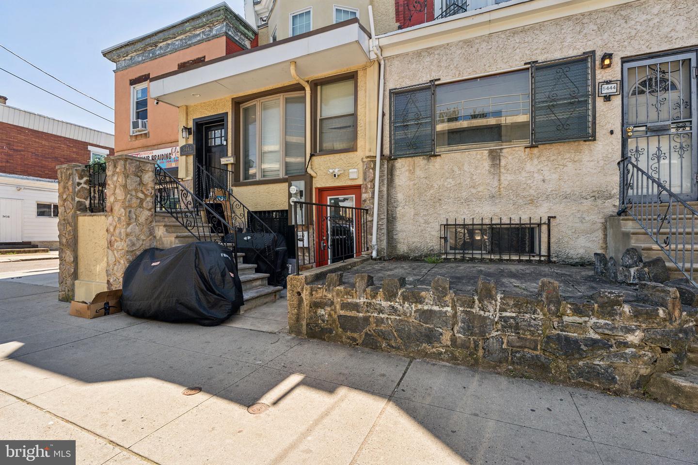 5442 Market St Property Photo 7