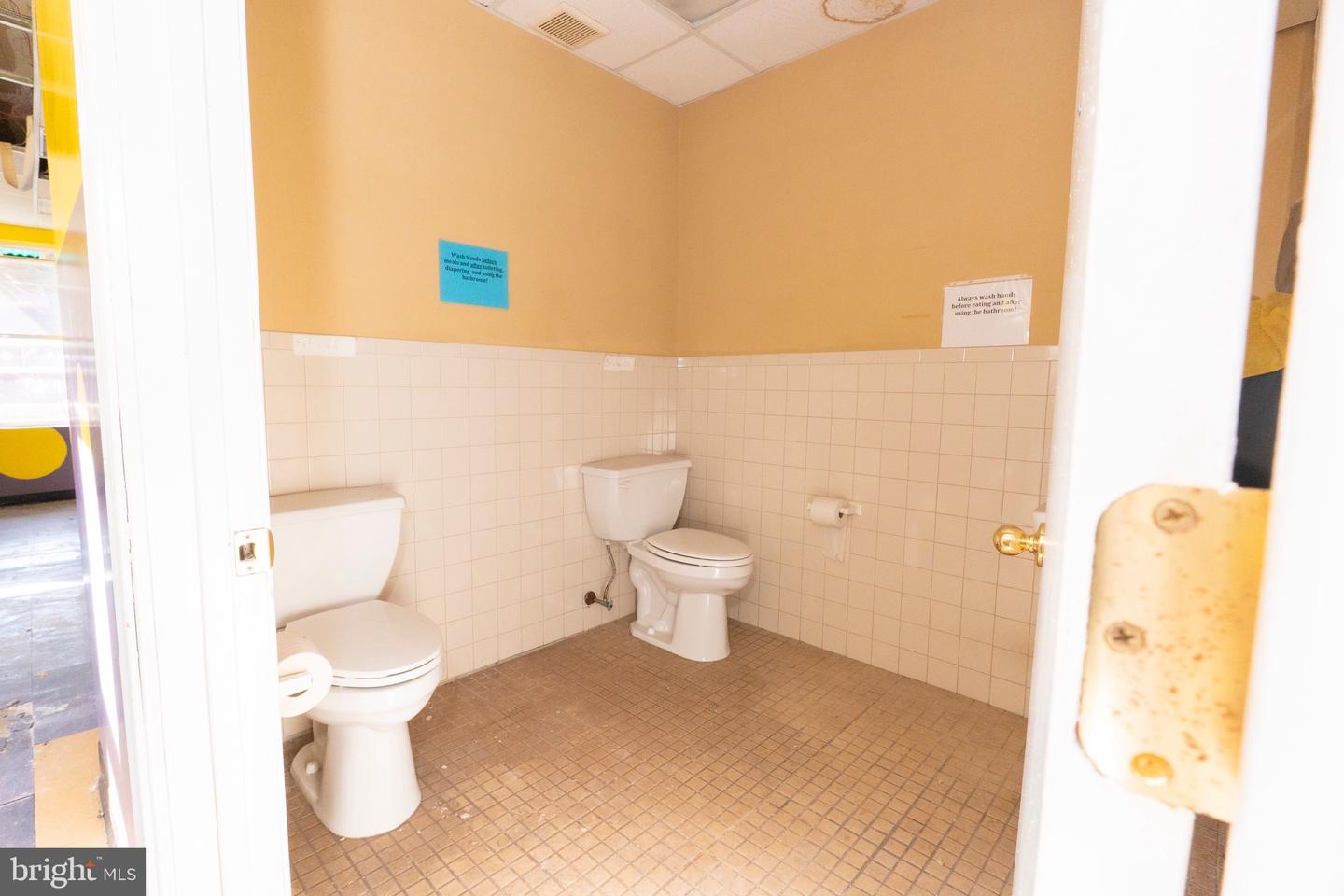 428 S 52nd St Property Photo 10