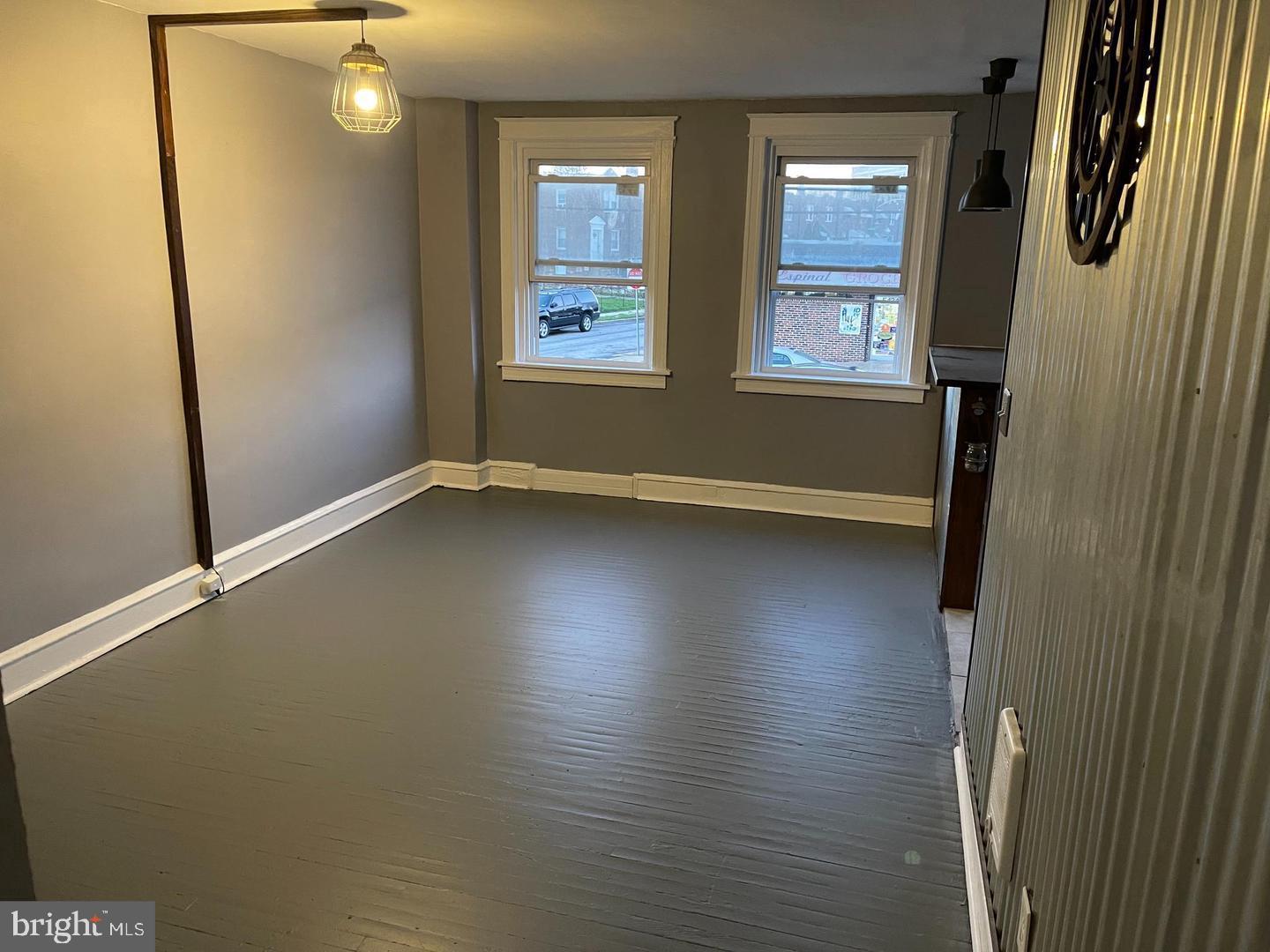 5437 Torresdale Ave Property Photo 11