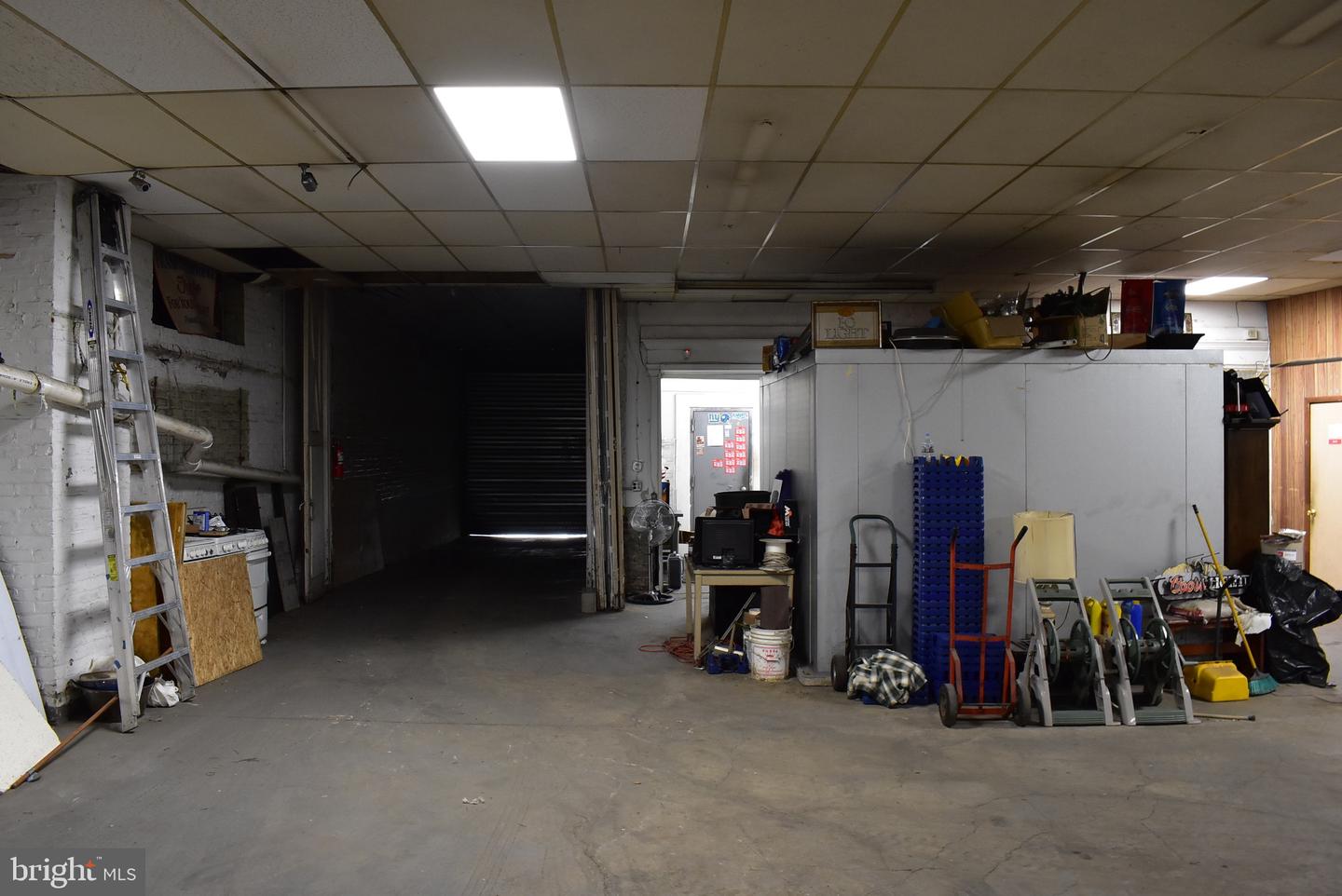 4655-61 Paul St Property Photo 12
