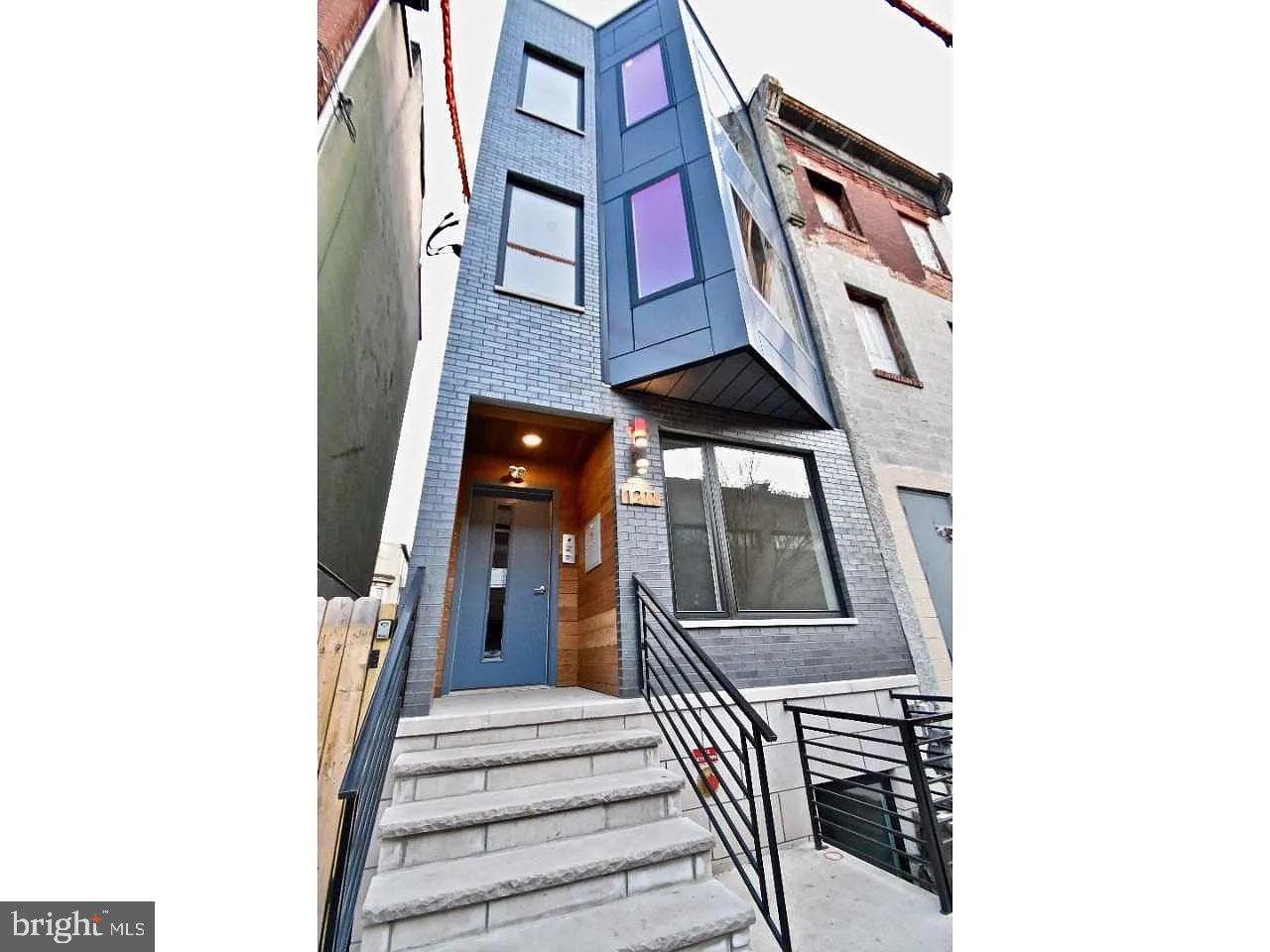 1211 N Franklin St Property Photo 1