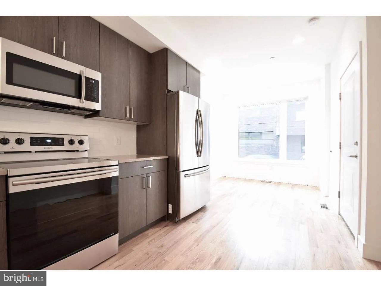 1211 N Franklin St Property Photo 10