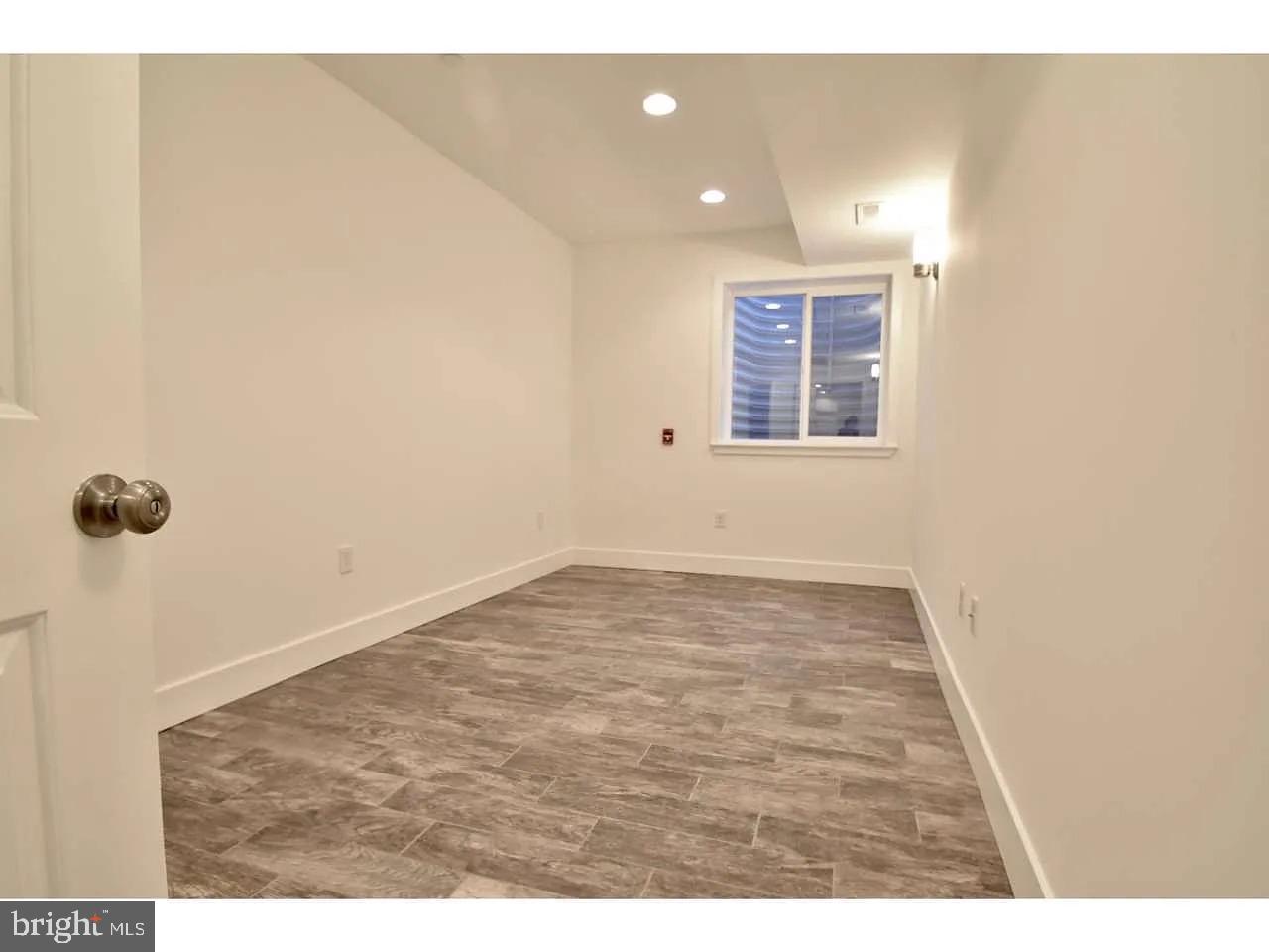 1211 N Franklin St Property Photo 16