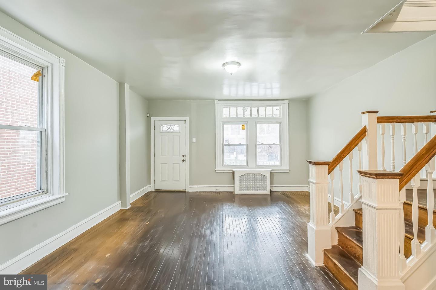 4718 Rosehill St Property Photo 4