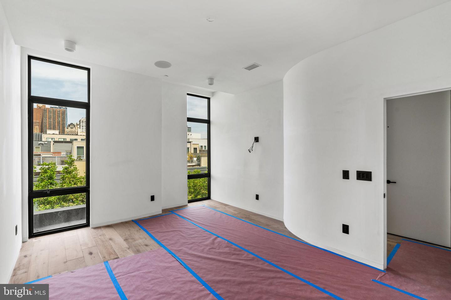 1430 Kenilworth St Property Photo 12