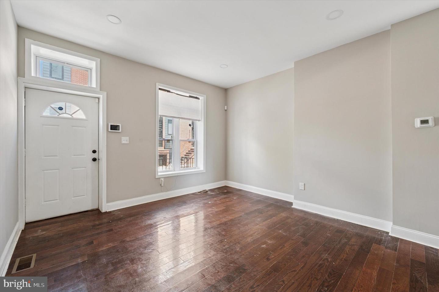 2544 Turner St Property Photo 5