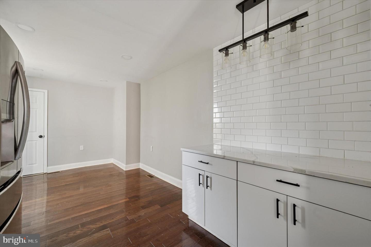 2544 Turner St Property Photo 9