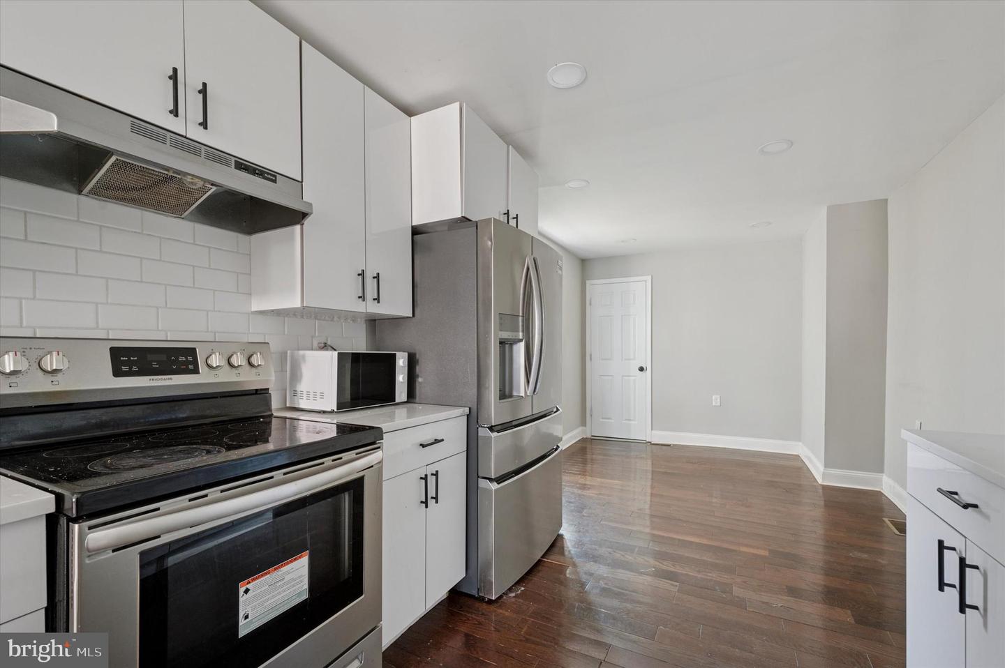 2544 Turner St Property Photo 10