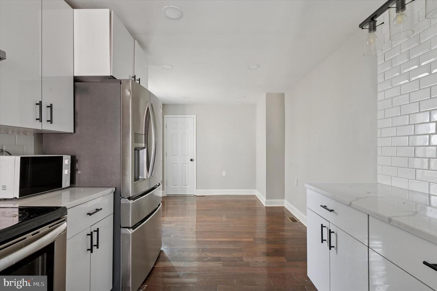 2544 Turner St Property Photo 11