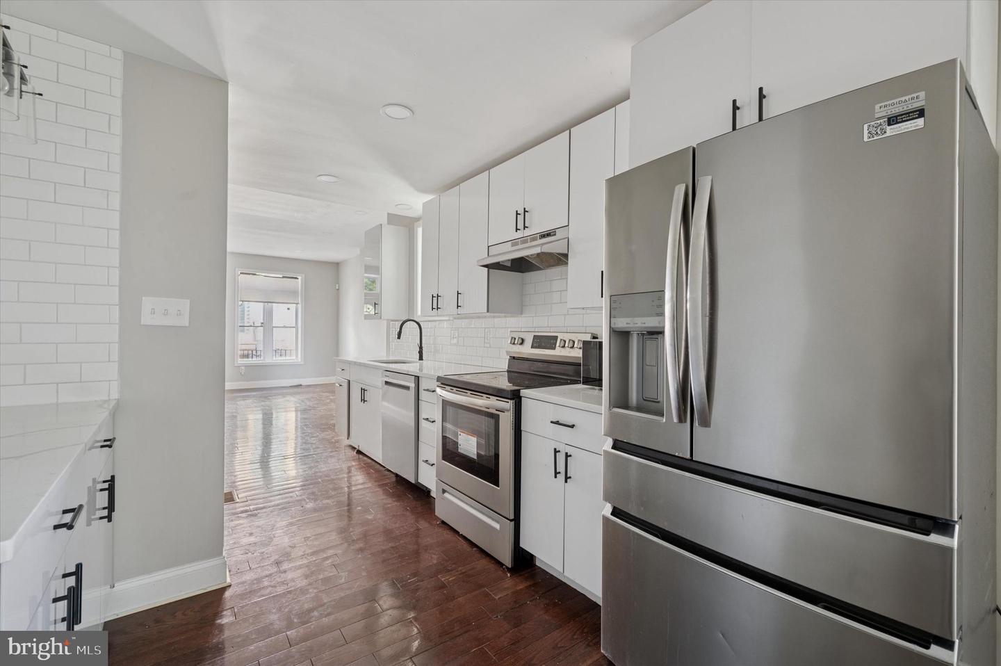 2544 Turner St Property Photo 12