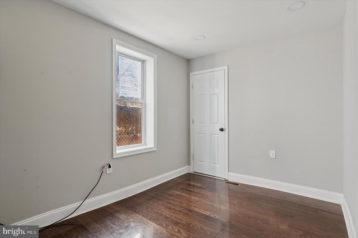 2544 Turner St Property Photo 14
