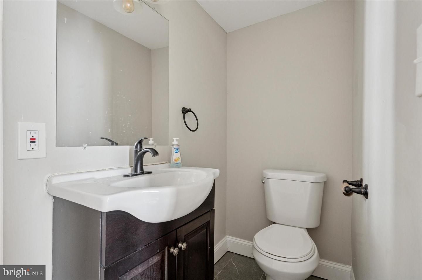 2544 Turner St Property Photo 17