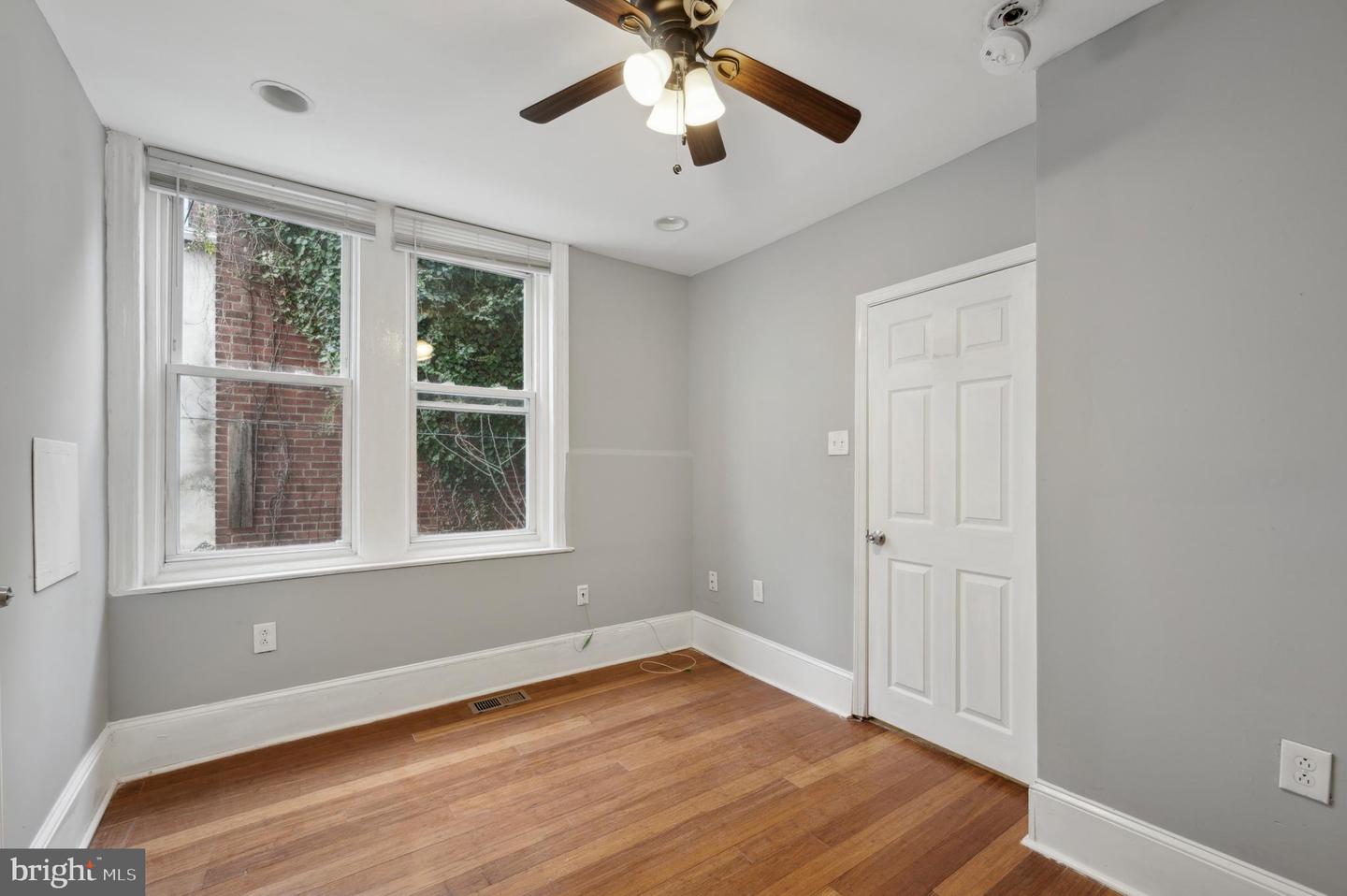 3236 W Berks St Property Photo 13